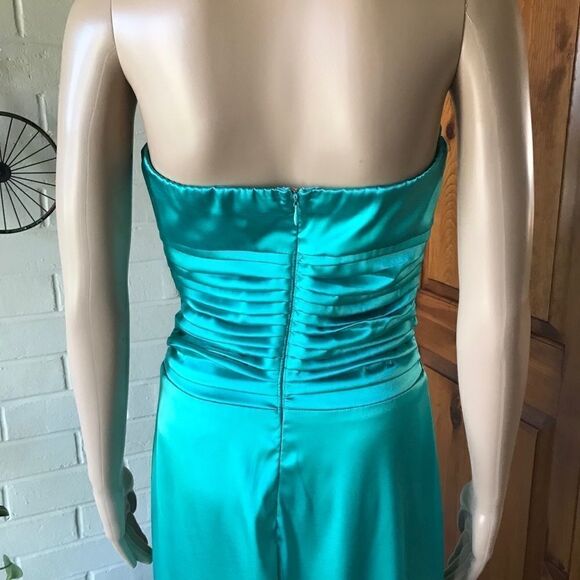 b Smart Prom/Bridesmaid evening maxi gown - Picture 5 of 7